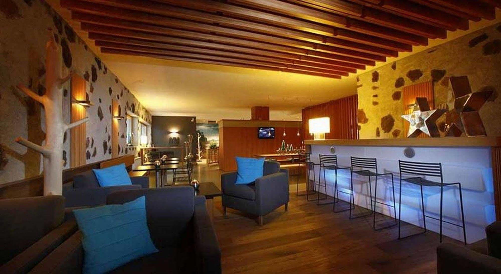 Smart Saslong Hotel 2*